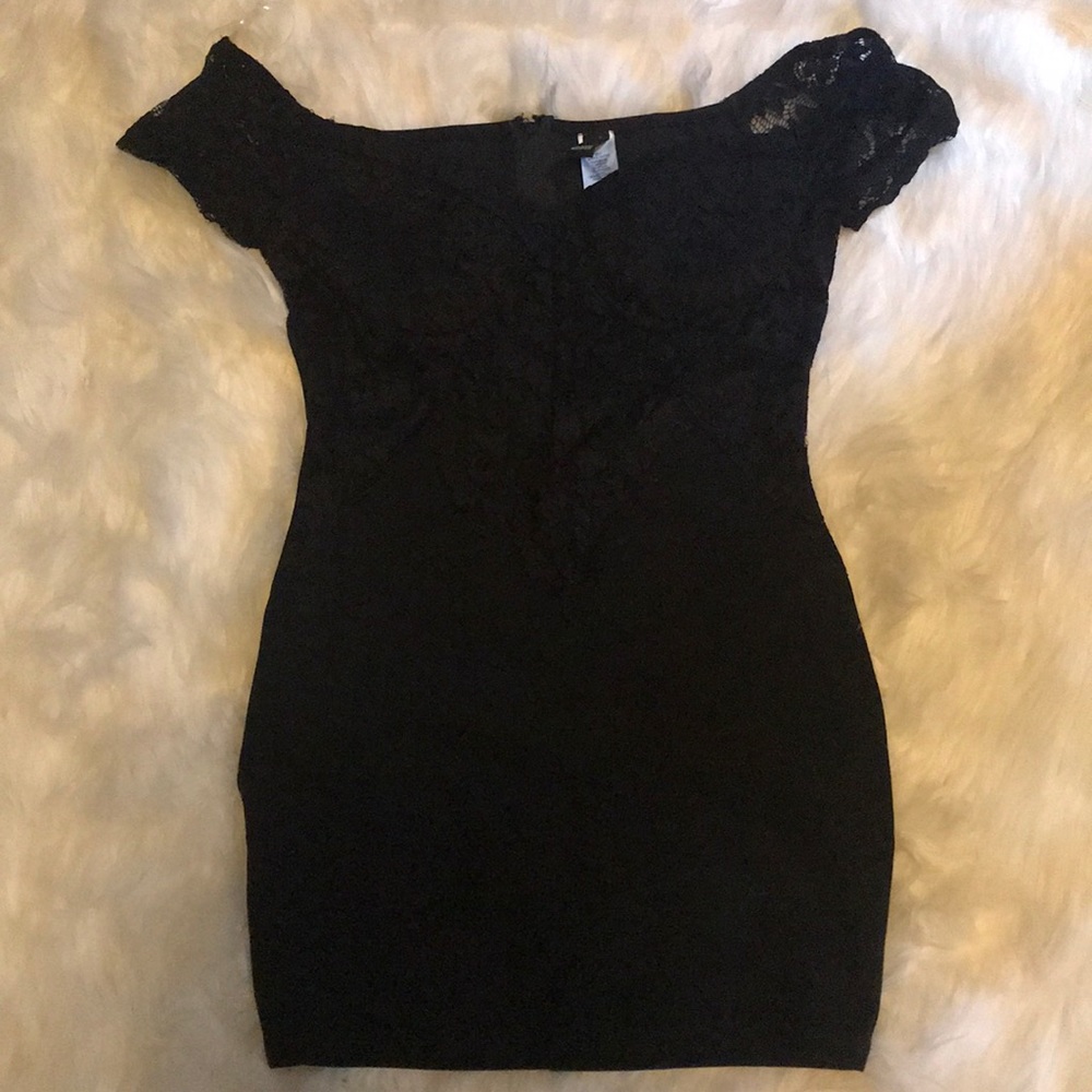 Dress - Picture 2 of 3